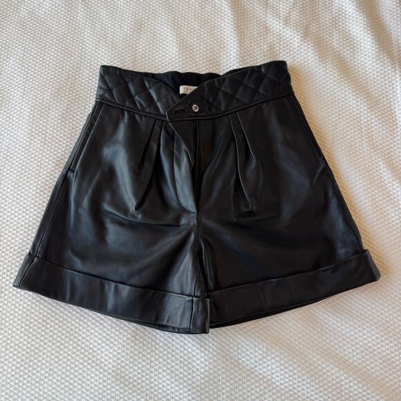 Sandro Black Leather Quilted Waist Cuffed Hem Shorts Size 38 - Picture 3 of 7
